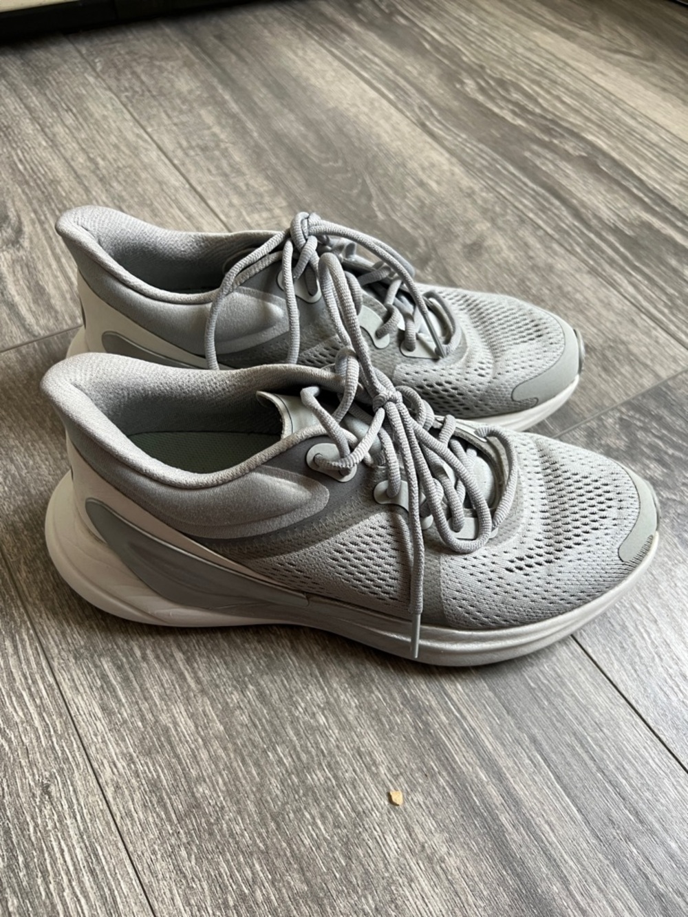 lululemon athletica Women's Light Gray Lace-Up Athletic Sneakers
